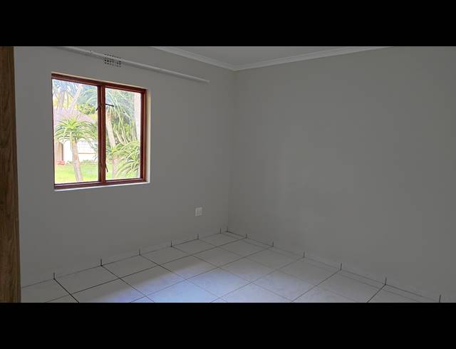 2 BEDROOM FLAT TO LET IN MERRIVALE